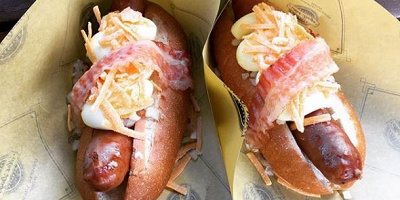 【ユニバ】ホットドッグの値段&全種類まとめ!販売場所はどこ?おすすめの食べ歩きフード!