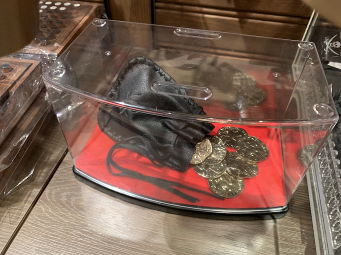 海賊 パイレーツ オブ カリビアングッズ選 ディズニーで買えるお土産まとめ