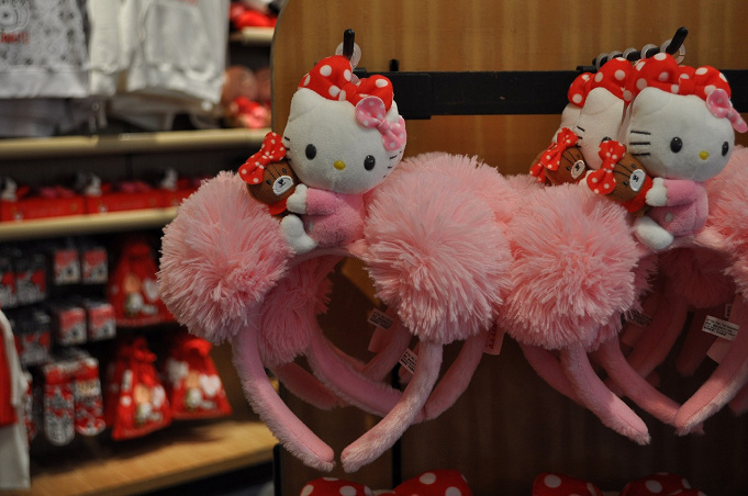 19 Usjハローキティのバレンタイングッズ22選 Love Kittyシリーズの値段と販売場所