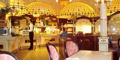 【トリビア】ディズニーのショップ&レストラン名の由来第2弾!パークで話したくなる歴史&裏話