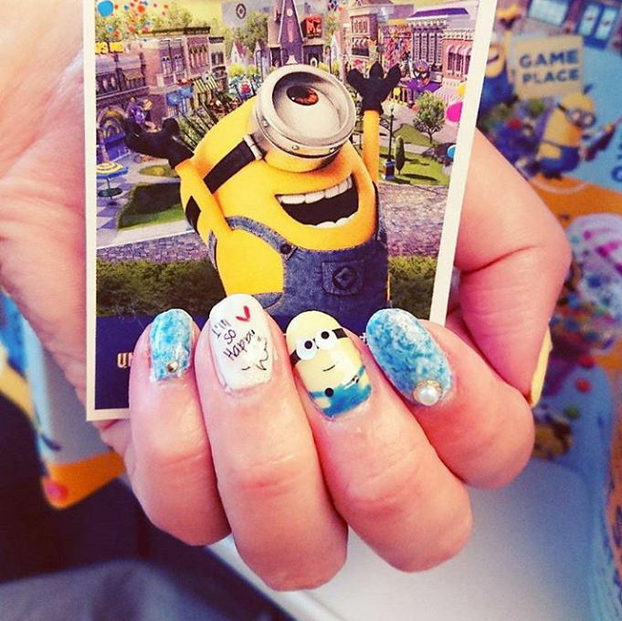 19 ユニバネイル15選 ミニオン セサミ ハリポタ スヌーピーのネイルを写真付きで紹介