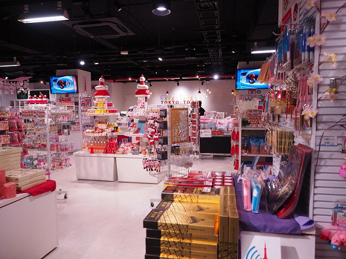 21 東京タワーのおすすめお土産42選 お菓子 飲み物 食器 インテリア おもちゃ 雑貨など