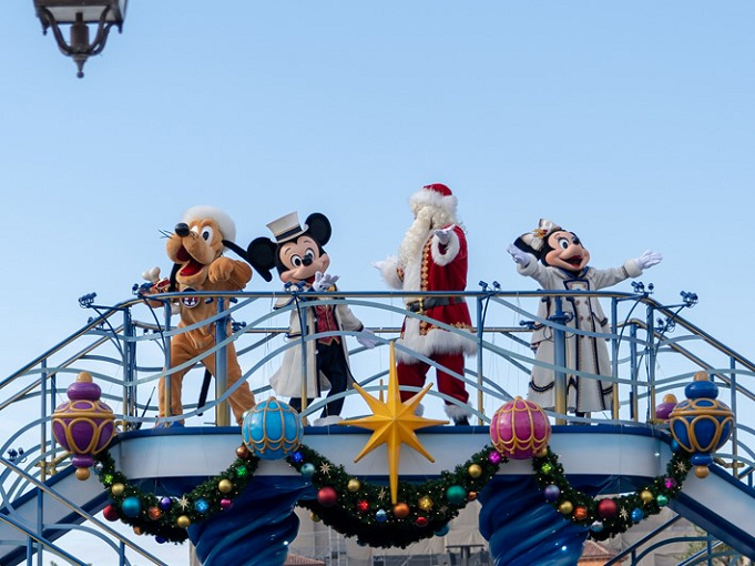 混雑予想 19年11月のディズニーはクリスマスがスタート 冬のパークの楽しみ方 週末の混雑に注意