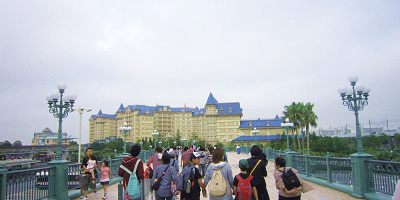 【必見】ディズニーランド&シーの駐輪場はどこ?無料で利用可能!広さやアクセスルートも解説!