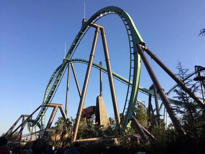 Usj ザ フライング ダイナソーの体験談 待ち時間 怖さ 荷物はどうする 注意点なども解説