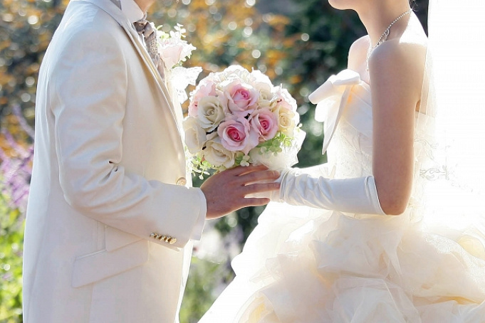 必見 ラプンツェル風の髪型9選 結婚式や成人式でのヘアアレンジも