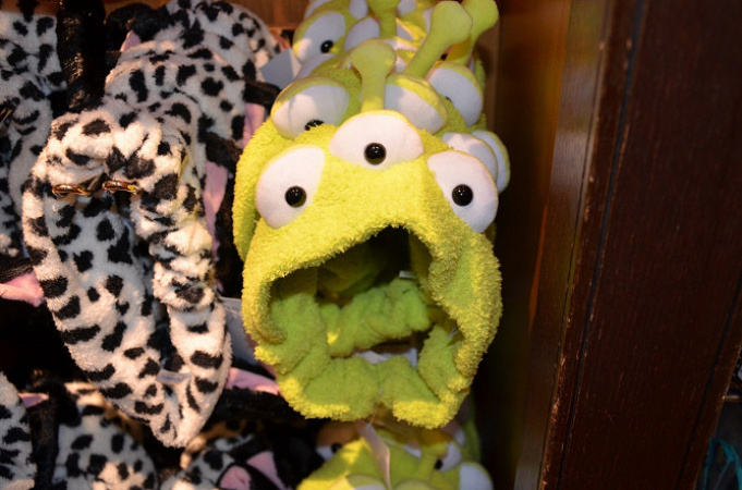 ディズニーヘアバンド 人気 カップル グループ別のおすすめは 人気の理由も紹介