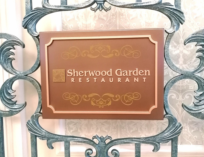 ディズニーランドホテルのランチ 3つのレストランとルームサービスまとめ コロナ対策についても