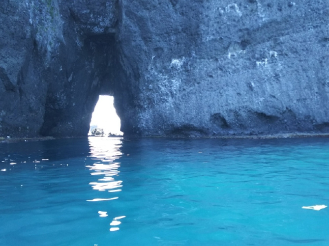 【北海道】神秘的な青の洞窟は3つある！知内・小樽・積丹の特徴とシュノーケリング体験