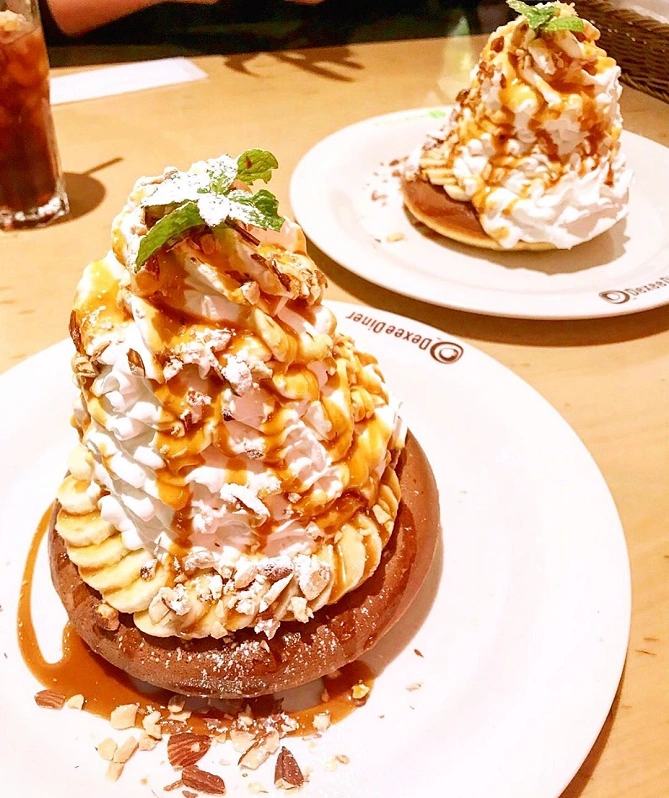 モクオラディキシーダイナールミネ池袋店
