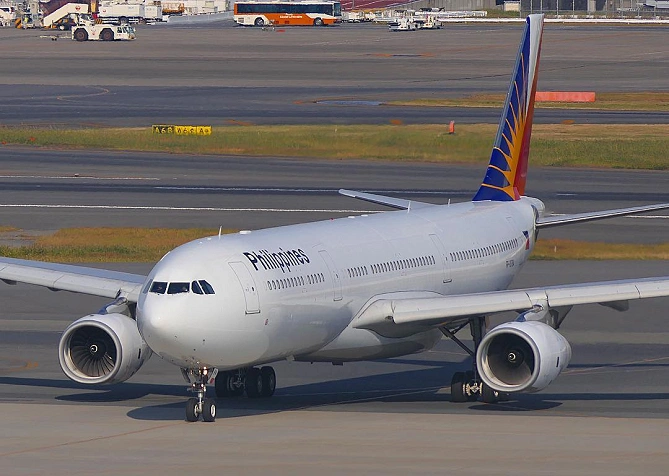 フィリピン航空の飛行機