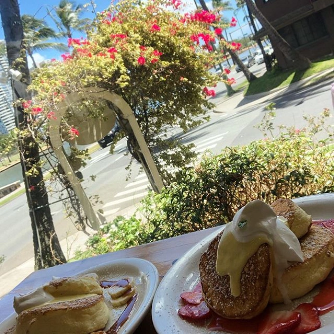 クリーム・ポットのスフレパンケーキ