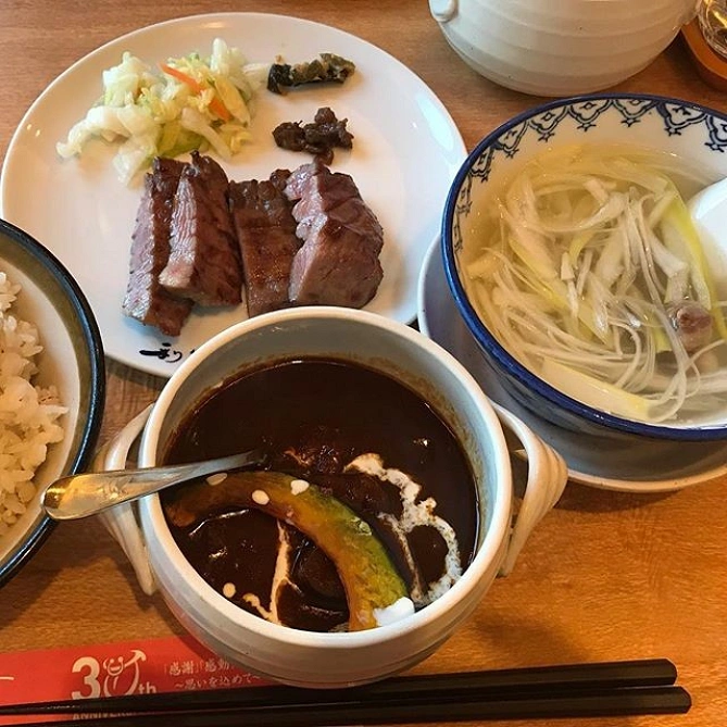 牛たん炭焼利久