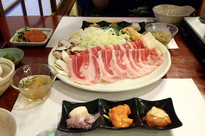 夕食のしゃぶしゃぶ 一の湯 塔ノ沢 本館