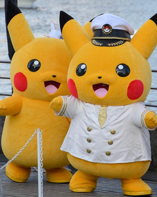 船上グリーティングのピカチュウ