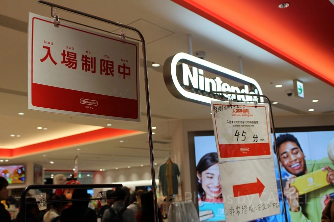 入場制限の案内／Nintendo TOKYO