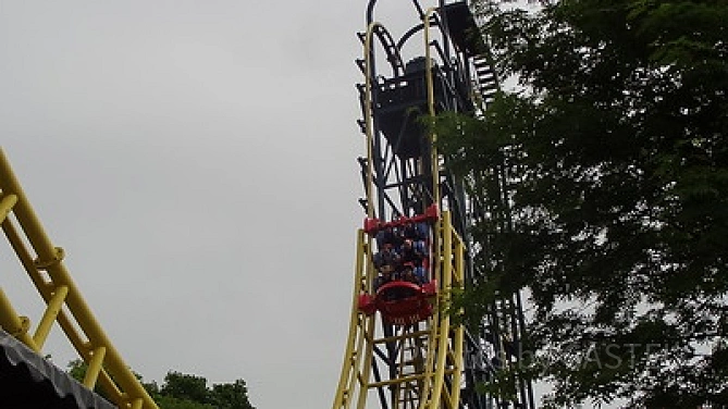 ウルトラツイスターの急降下