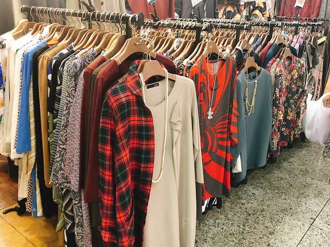 WESTZONEのミセス服