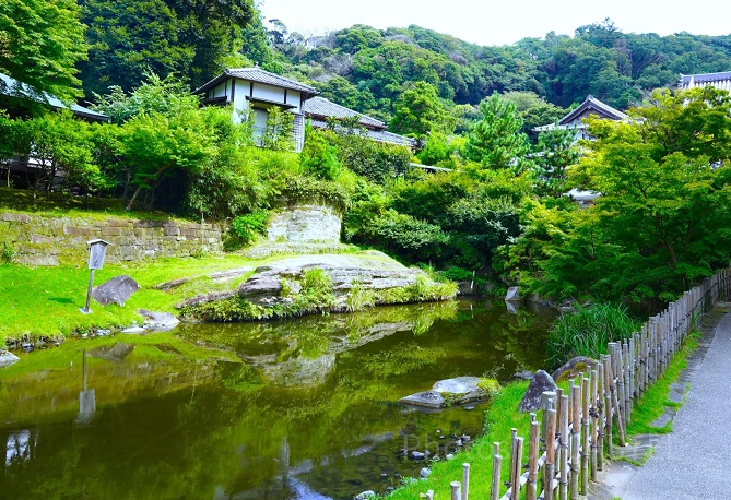 円覚寺：妙香池