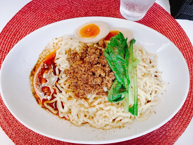 汁なし担々麺（麺や金時）