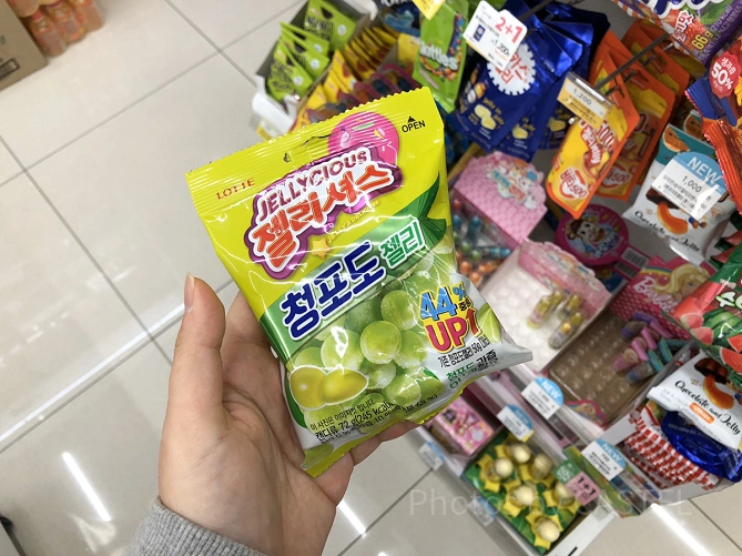 さわやかな味わいのマスカットグミ