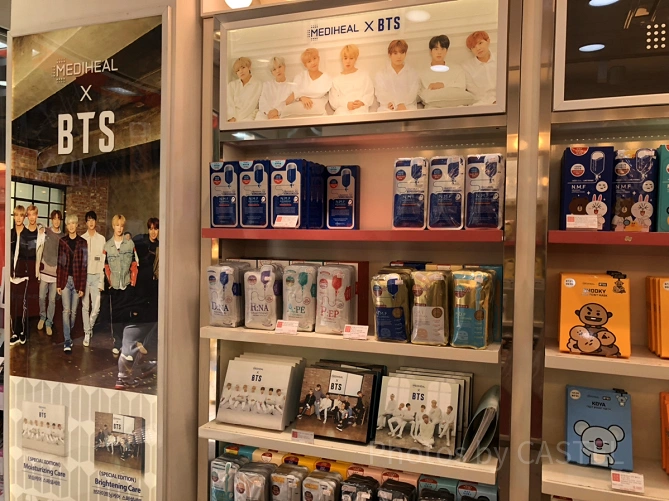 明洞のコスメショップの店内
