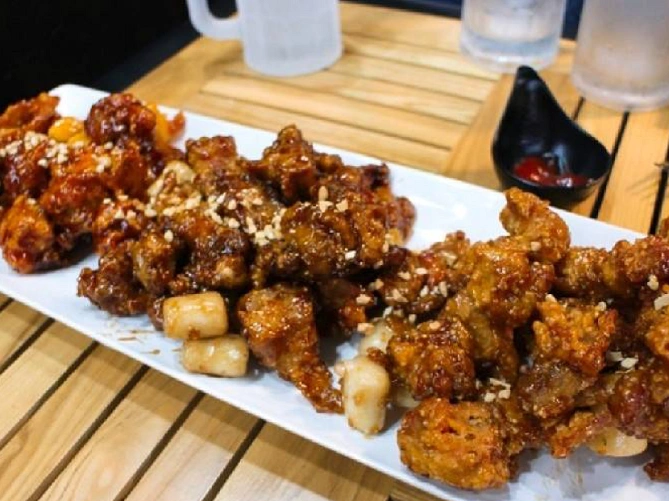 【激ウマ】明洞でおいしい韓国チキンを食べよう！おすすめのお店、注文方法、豆知識も！