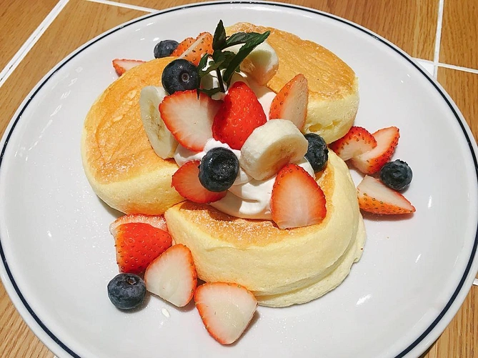 【2020】原宿・表参道のパンケーキカフェ6選！海外発や職人技の大人向けパンケーキも