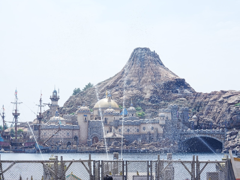 【2025夏】びしょ濡れハーバースプラッシュを解説！ミセス楽曲＋びしょ濡れの初開催プログラム