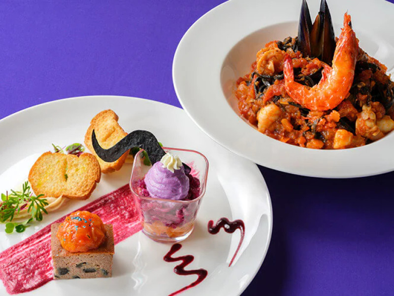 【2025】ディズニーハロウィンフード一覧！食べ歩きフードからコースメニューまで徹底紹介