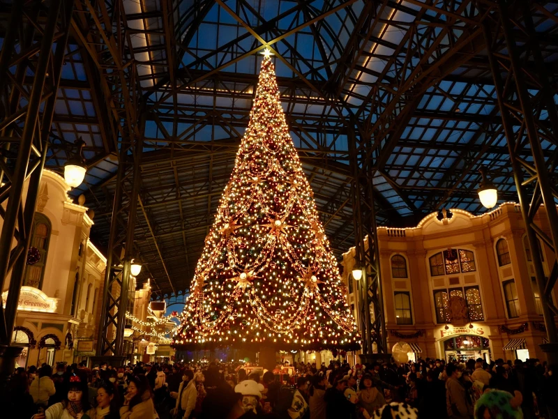 【予想】ディズニークリスマス2025はどんな内容？新パレード登場！？グッズ、フード、デコレーションはどうなる？