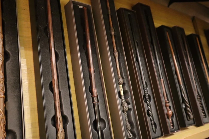 【ユニバ】ハリーポッターの杖の持ち運び方！ケースに入れる？100均キャップで保護？アイディア集