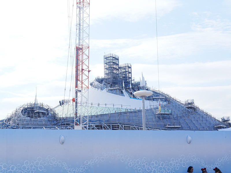 【徹底予想】リニューアル後のスペースマウンテンはどうなる？どんな内容のアトラクション？