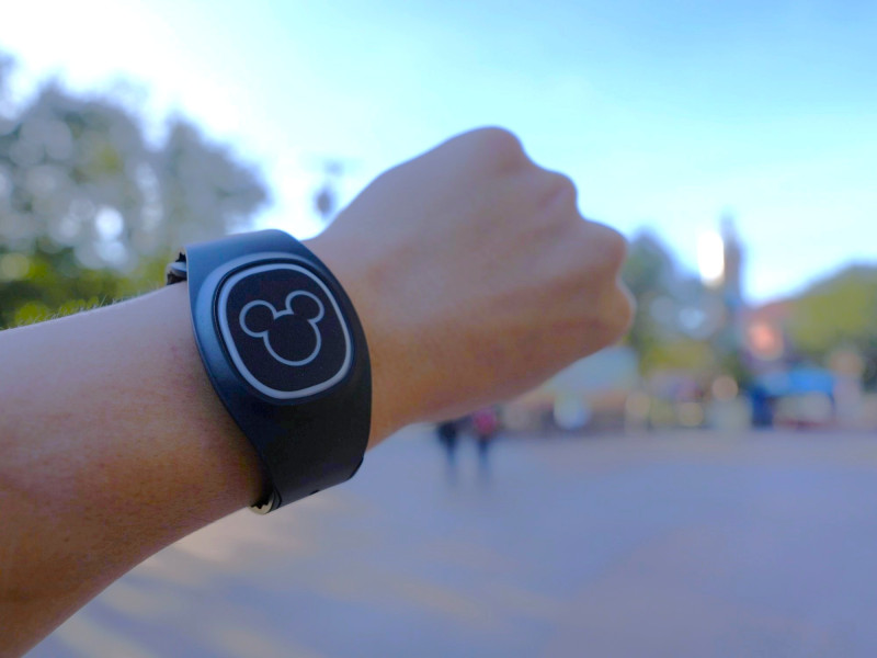 【2026】アナハイムディズニーにマジックバンド＋とは？本当に必要？活用術と実体験レビュー☆