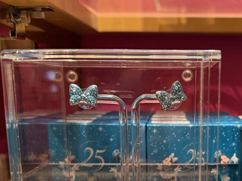 ピアス