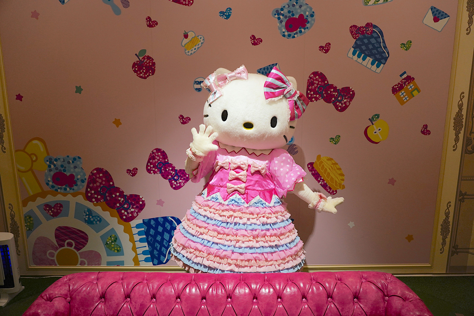 キティちゃんはどんな女の子 キャステル Castel ディズニー情報