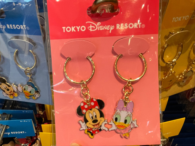 ディズニー グッズ カップル ちょうどディズニーの写真