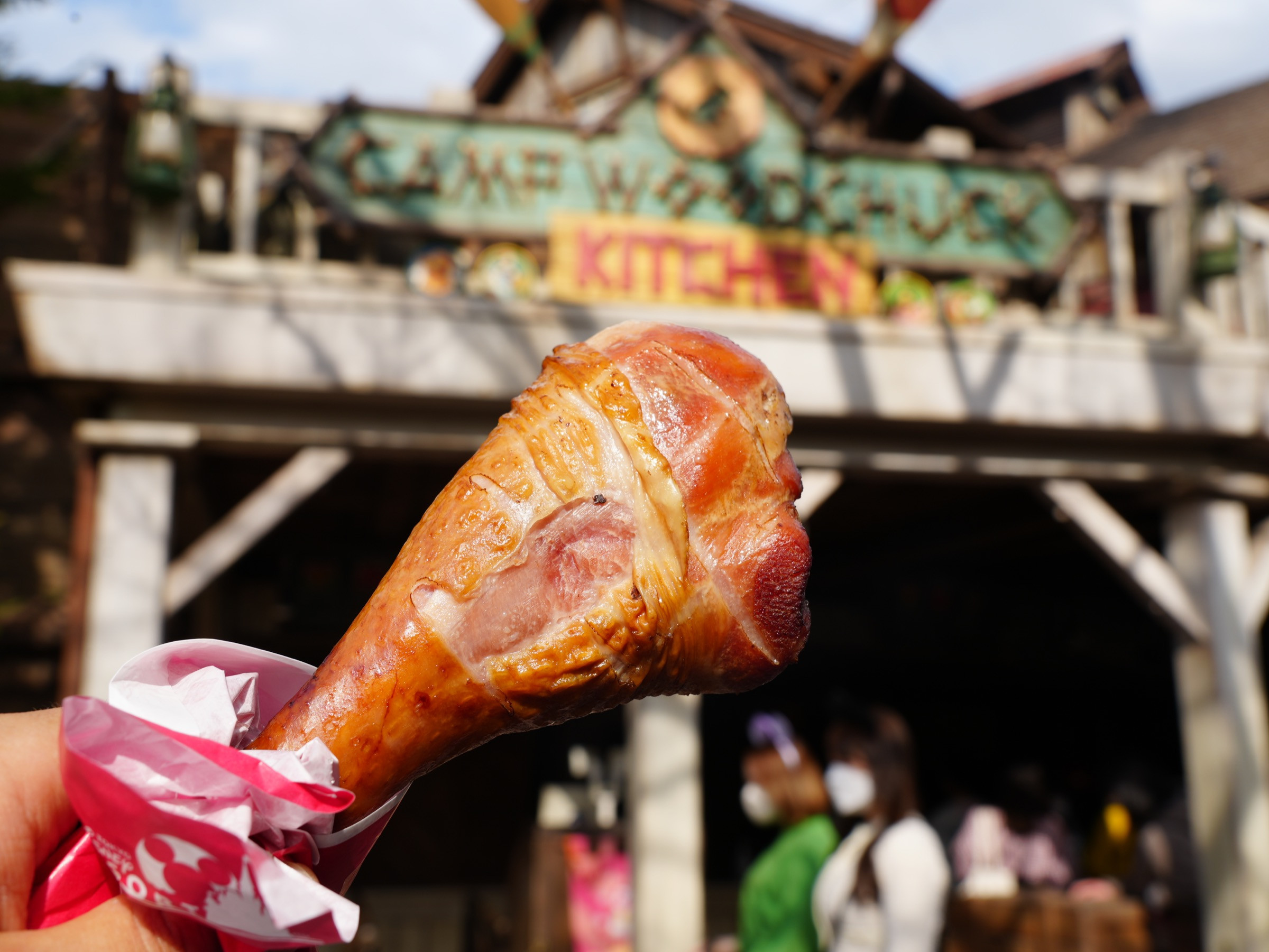 チャックワゴンのスモークターキーレッグ キャステル CASTEL ディズニー情報