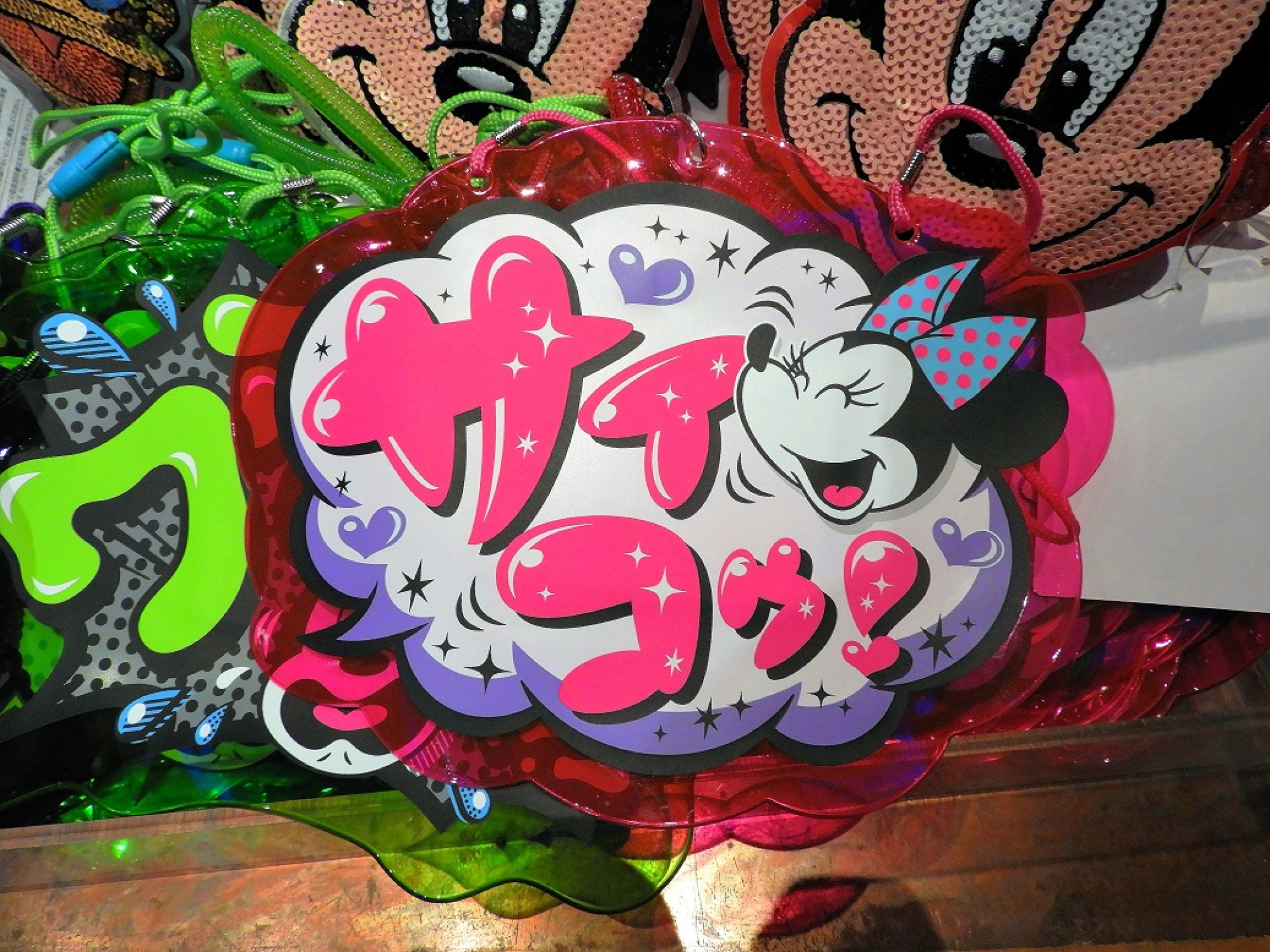 ポップなミニーが可愛いパスケース キャステル Castel ディズニー情報