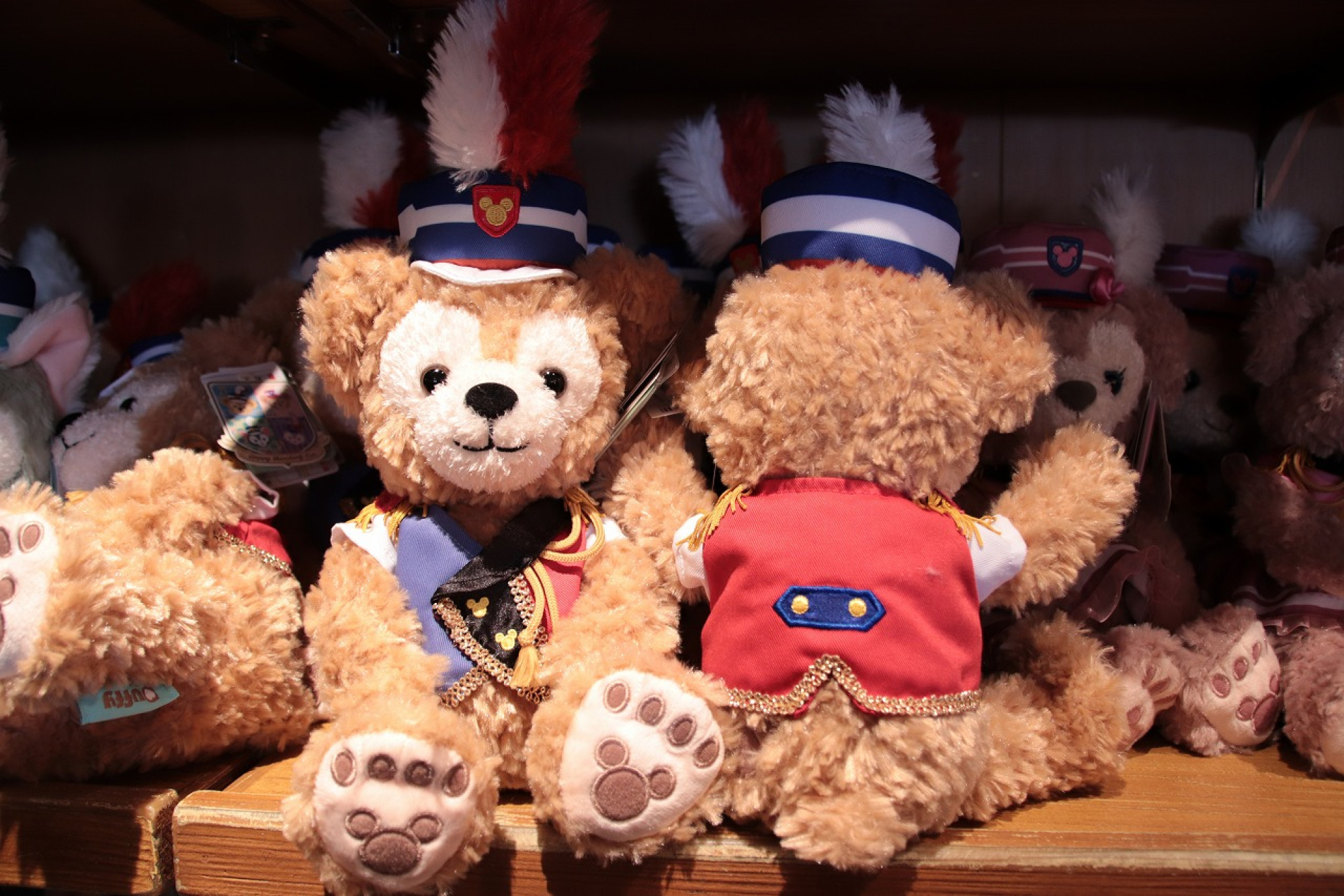 ダッフィーぬいぐるみ Ss キャステル Castel ディズニー情報