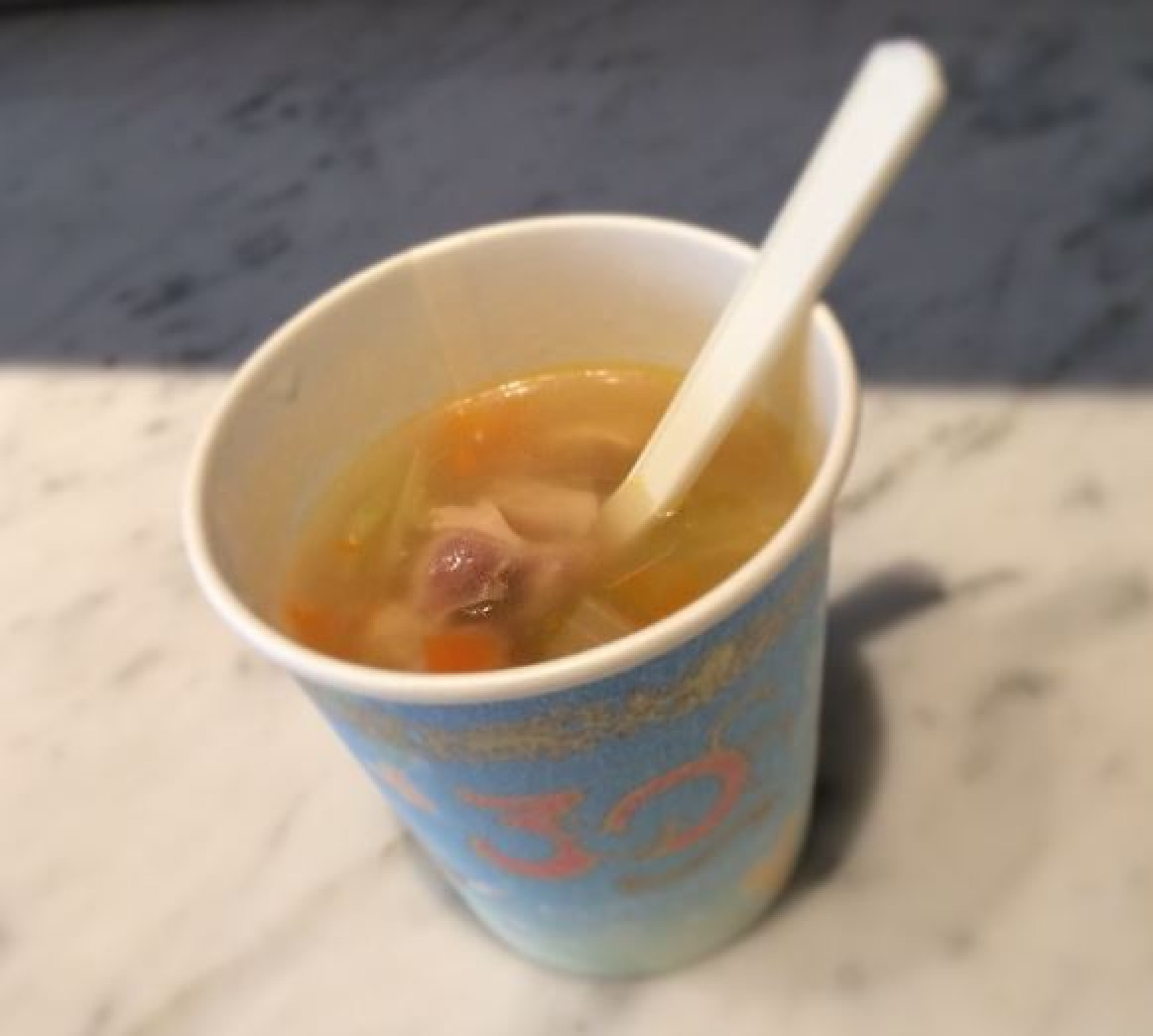 チキンとベジタブルのスープ キャステル Castel ディズニー情報