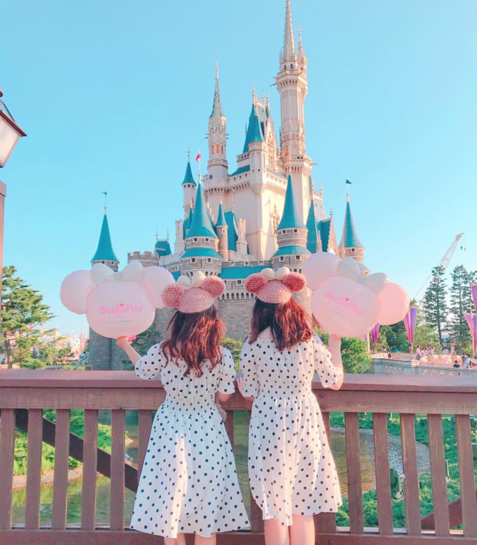 25 ディズニー お そろ コーデ グループ ちょうどディズニーの写真