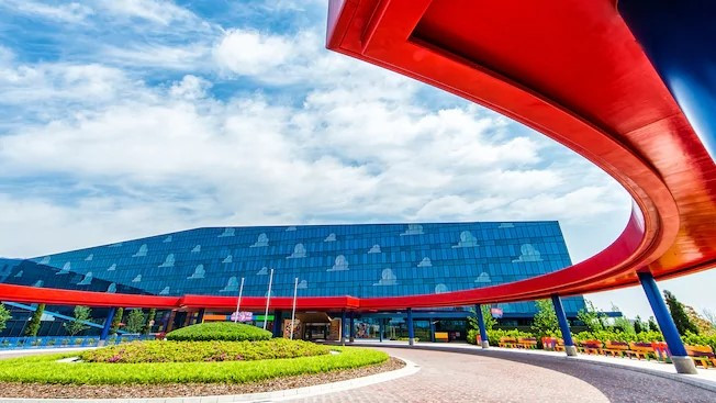 トイストーリーホテルの外観 キャステル Castel ディズニー情報