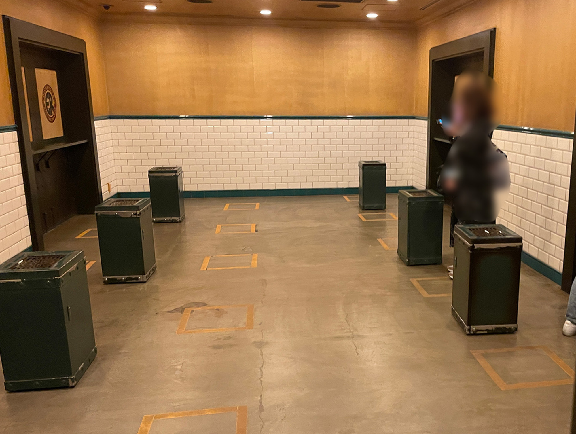 東京ディズニーシーの喫煙所 キャステル Castel ディズニー情報