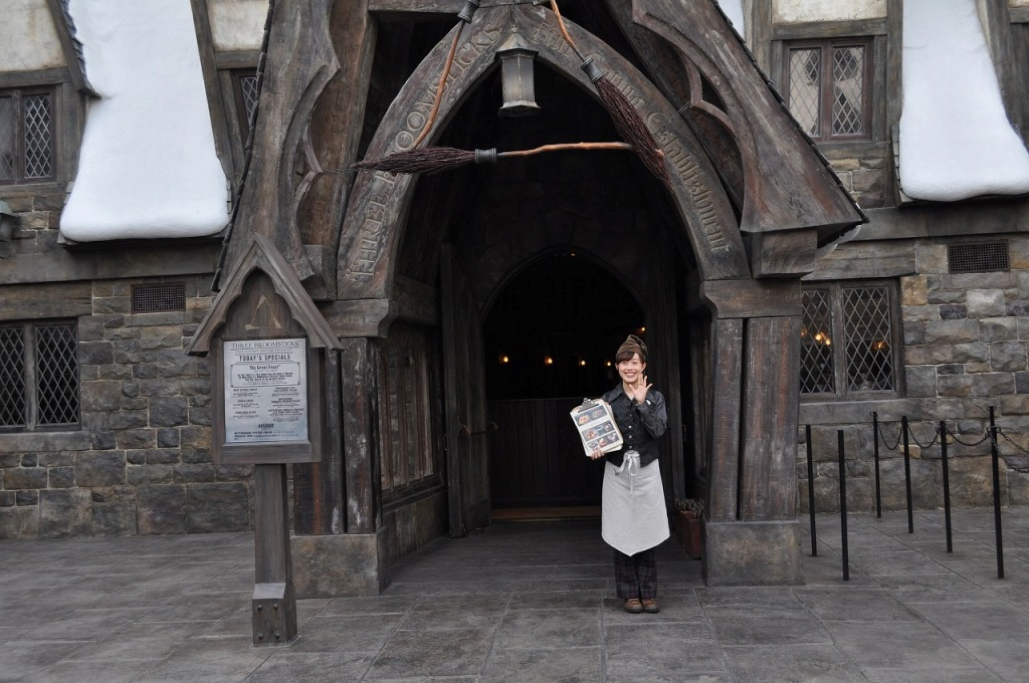 三本の箒／USJ「ハリーポッターエリア」 キャステル CASTEL ディズニー情報