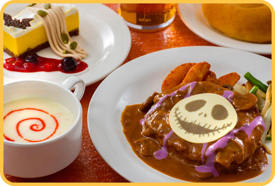 最新 ディズニーハロウィーン19フードメニュー ランド編 スペシャルセット 食べ歩き スーベニア付き