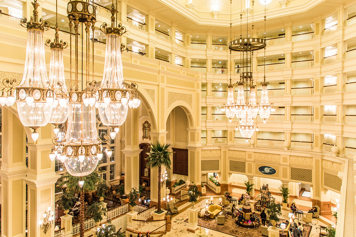 ディズニーランドホテル徹底解説 宿泊 レストラン予約まとめ 特典 アメニティ 朝食についても