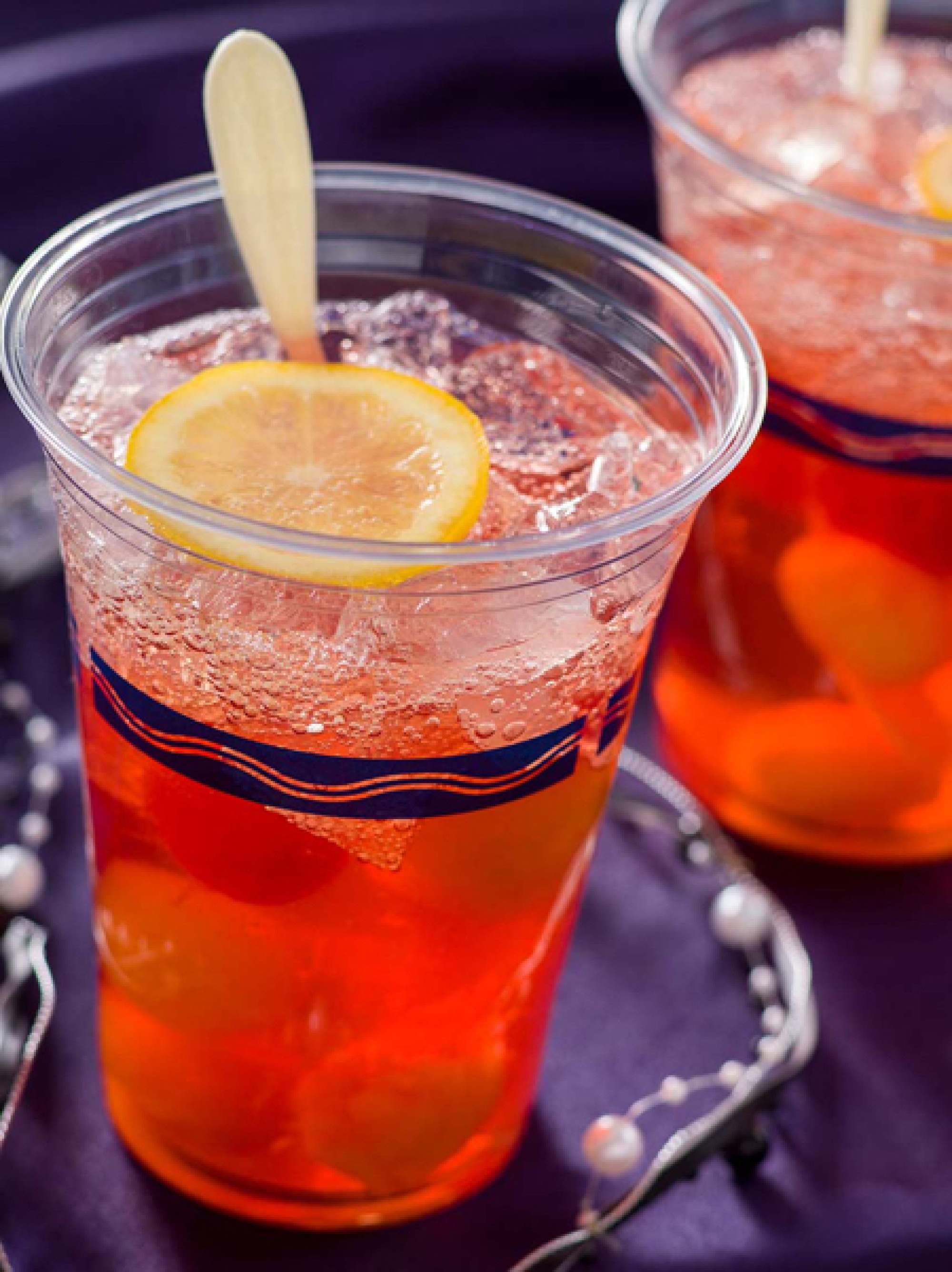 スパークリングカクテル ワイン フルーツ キャステル Castel ディズニー情報