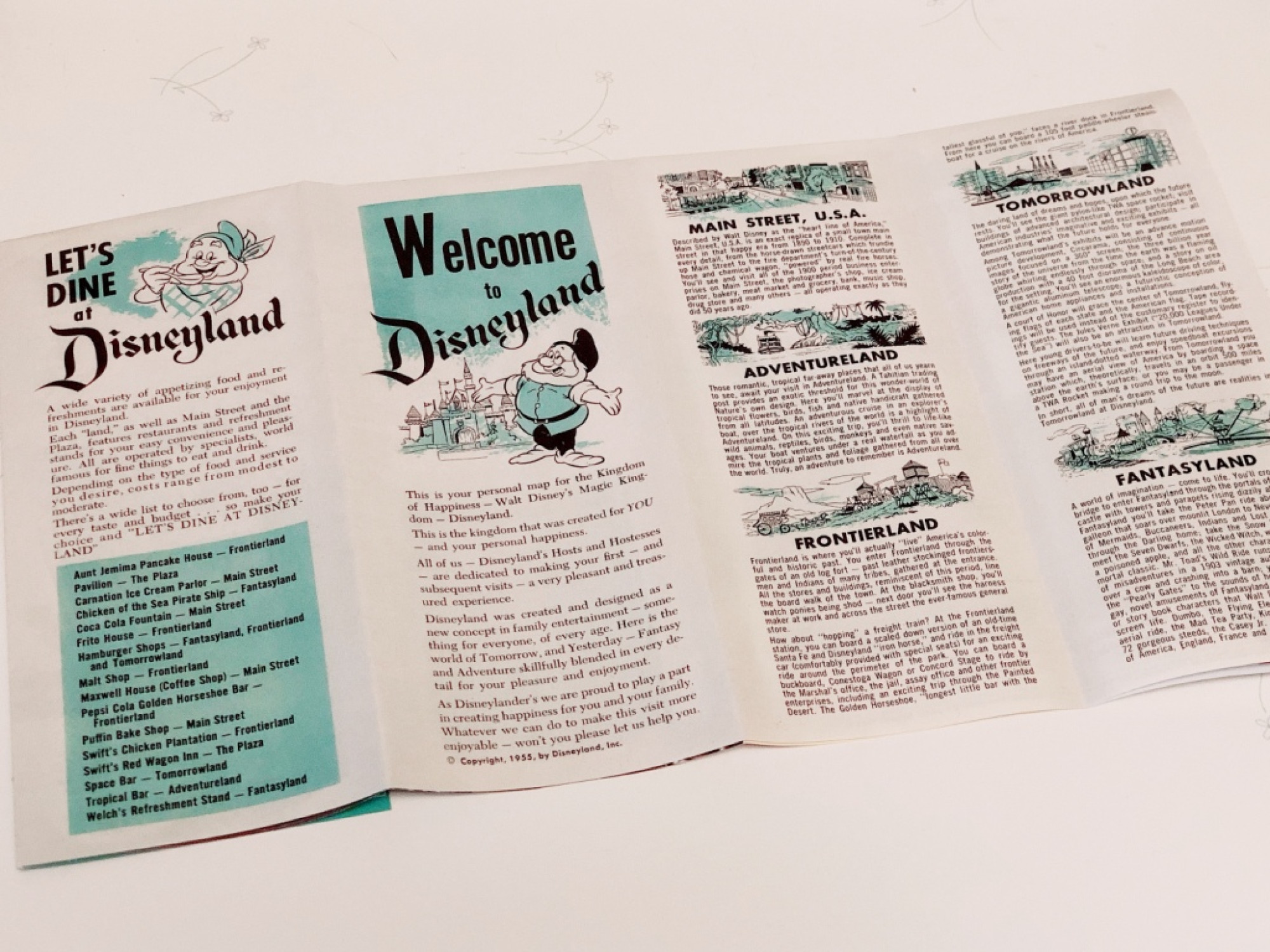 アナハイムディズニーランド開園当時の復刻マップ キャステル Castel ディズニー情報