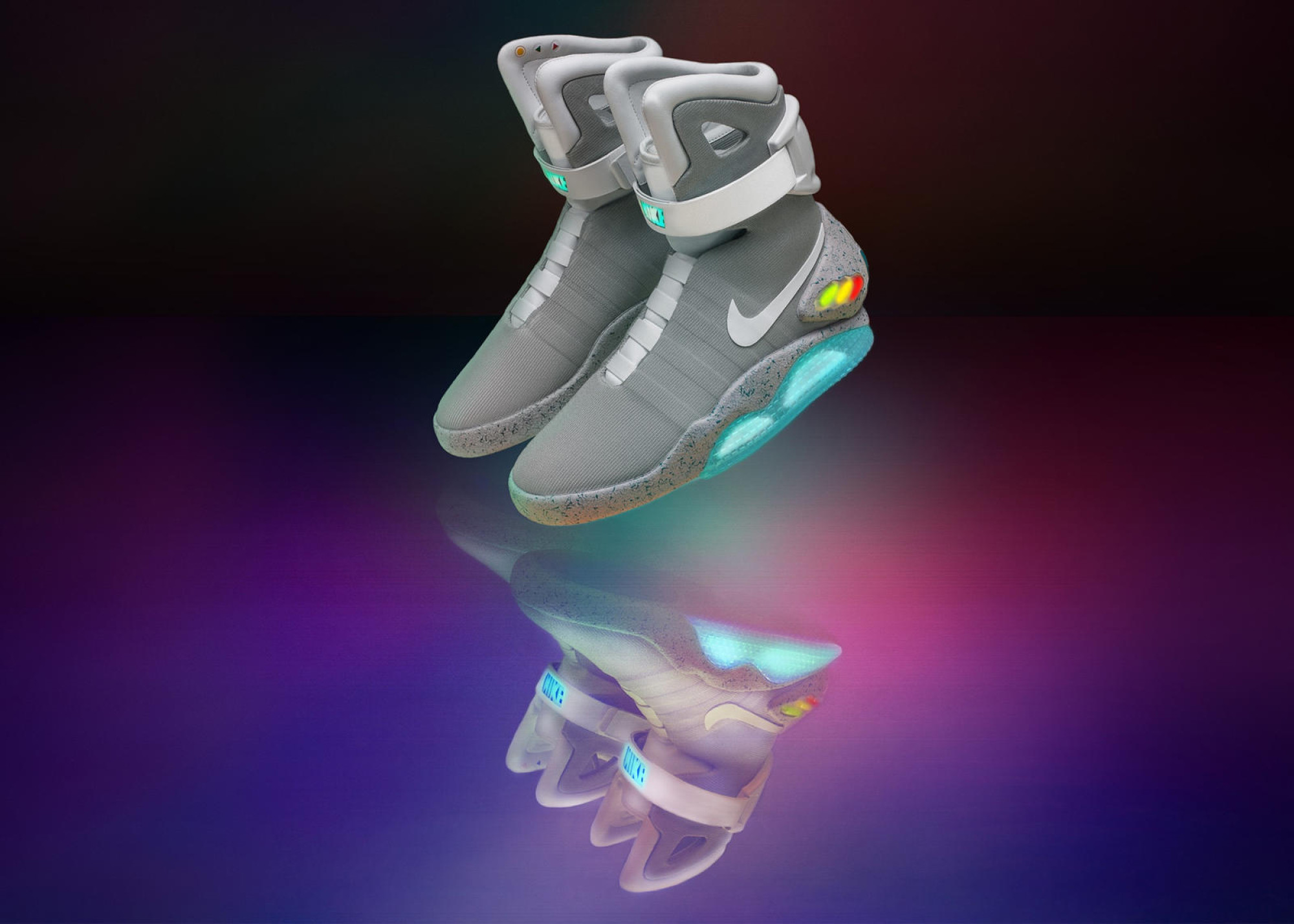 未来を感じさせるデザインの Nike Mag キャステル Castel ディズニー情報